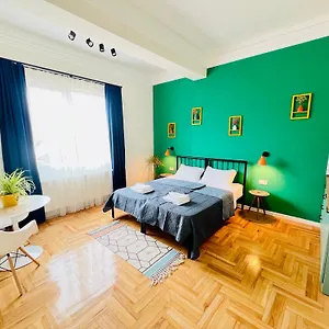 Pirosmani Boutique Tbilisi